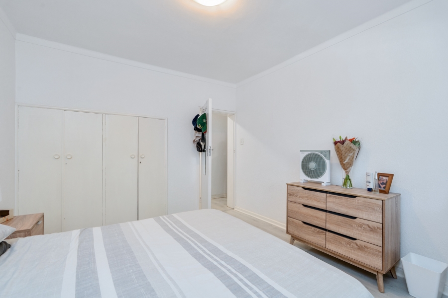 1 Bedroom Property for Sale in Oranjezicht Western Cape